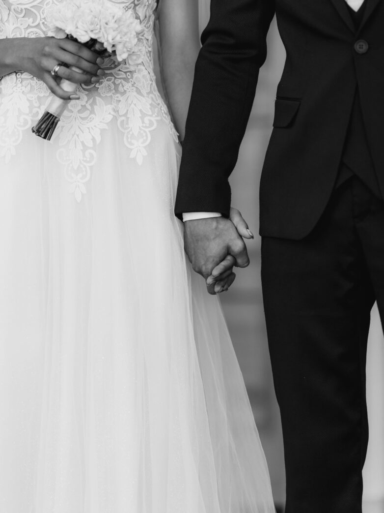 Los Angeles Dream Arches: 4 Styles to Perfectly Frame Your ‘I Do’s’